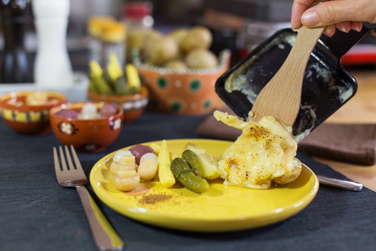 L’après-repas : une étape clé pour que la raclette ne pèse pas !